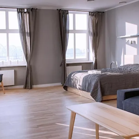 Modern Apartment In Old Riga With A River View Extérieur photo