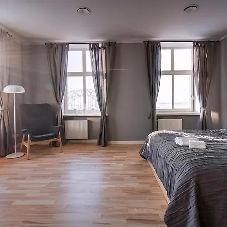 Modern Apartment In Old Riga With A River View Extérieur photo